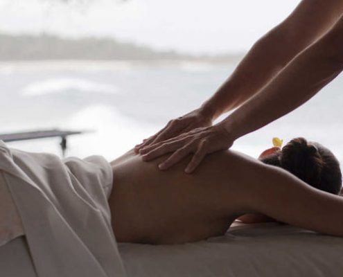 massage-des-femmes-aux-mains-d-or